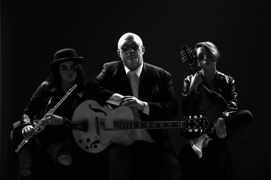 Александр, Ариана и Надя в студии